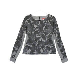 NIKE Womens Sz S Tech Fleece Camo Sweatshirt Pullover Crewneck Grey‎ Long sleeve